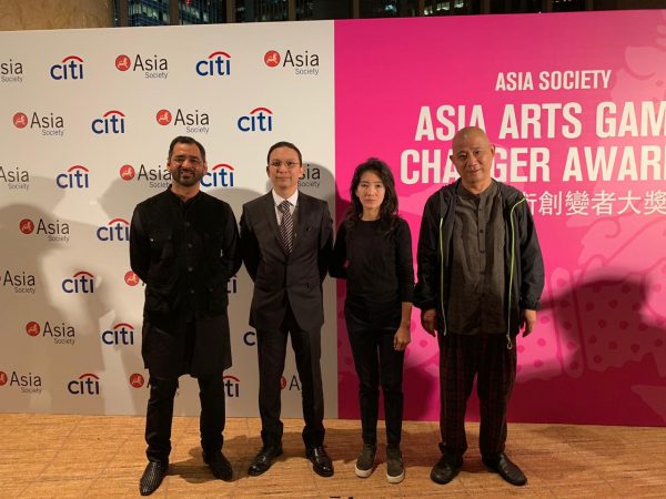 Imran Qureshi Honoured at the Asia Arts Game Changer Awards